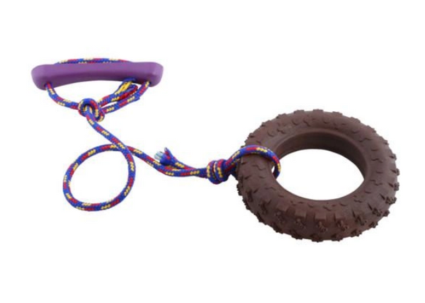 Іграшка для собак Sum-Plast шина з шнурком велика 11 см А03146 фото