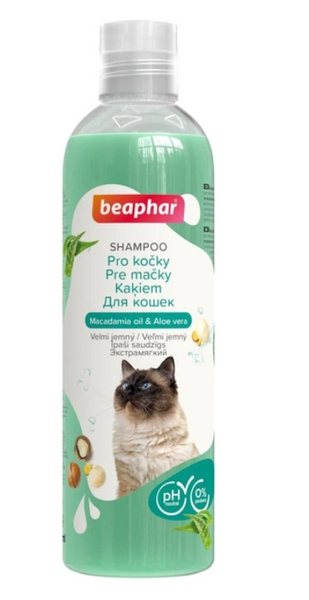 Шампунь Beaphar для котів всіх типів шерсті MACADAMIA & ALOE